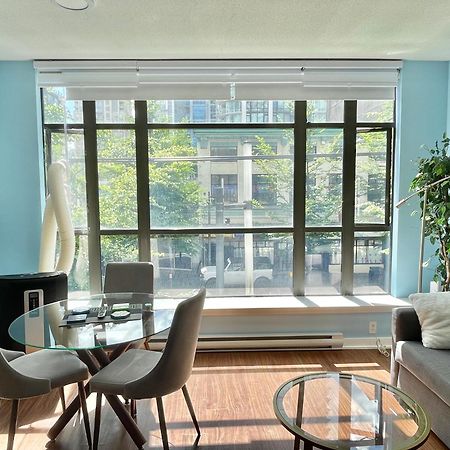 Downtown 1Br Condo At Granville Strip Near English Bay فانكوفر المظهر الخارجي الصورة