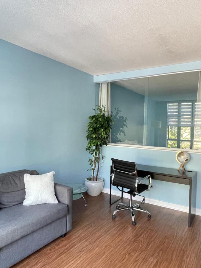 Downtown 1Br Condo At Granville Strip Near English Bay فانكوفر المظهر الخارجي الصورة