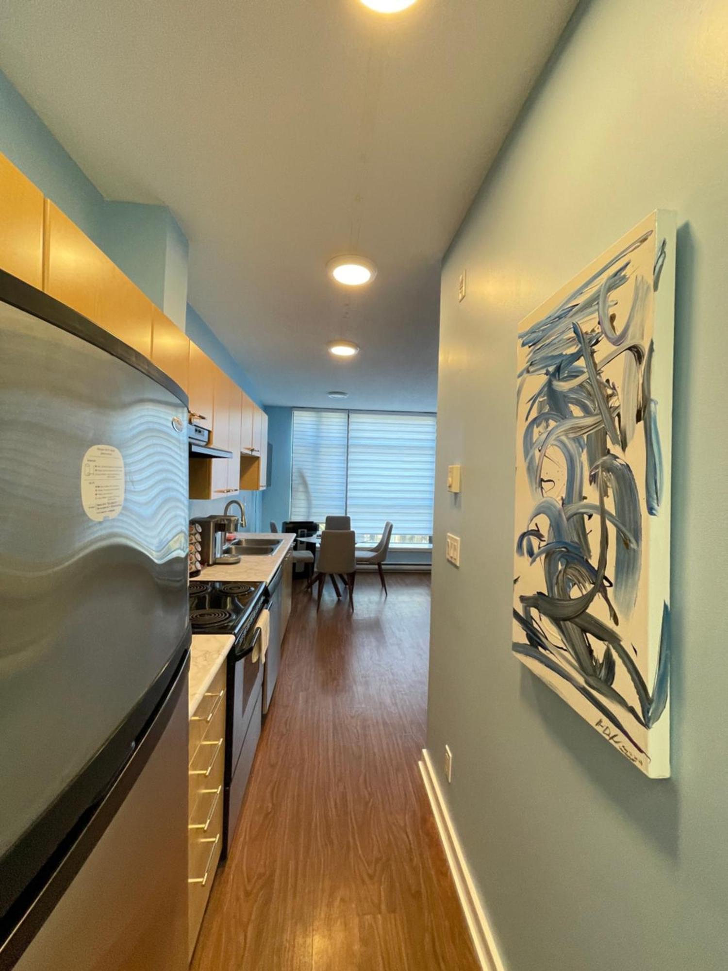 Downtown 1Br Condo At Granville Strip Near English Bay فانكوفر المظهر الخارجي الصورة